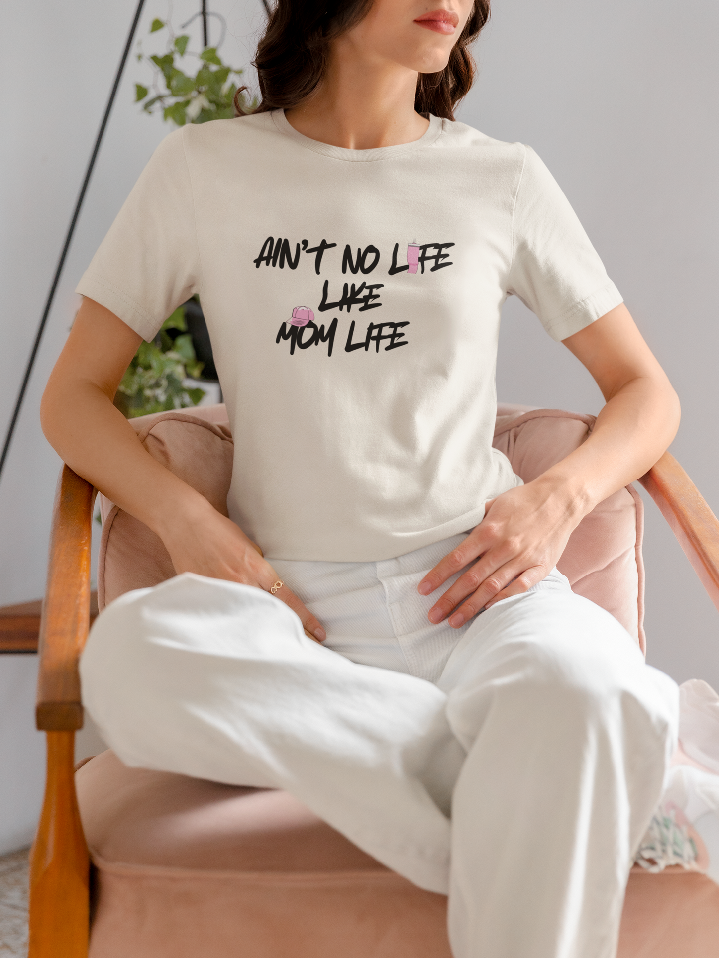 Ain’t No Life Like Mom Life – Bold Script Oversized Mom Shirt