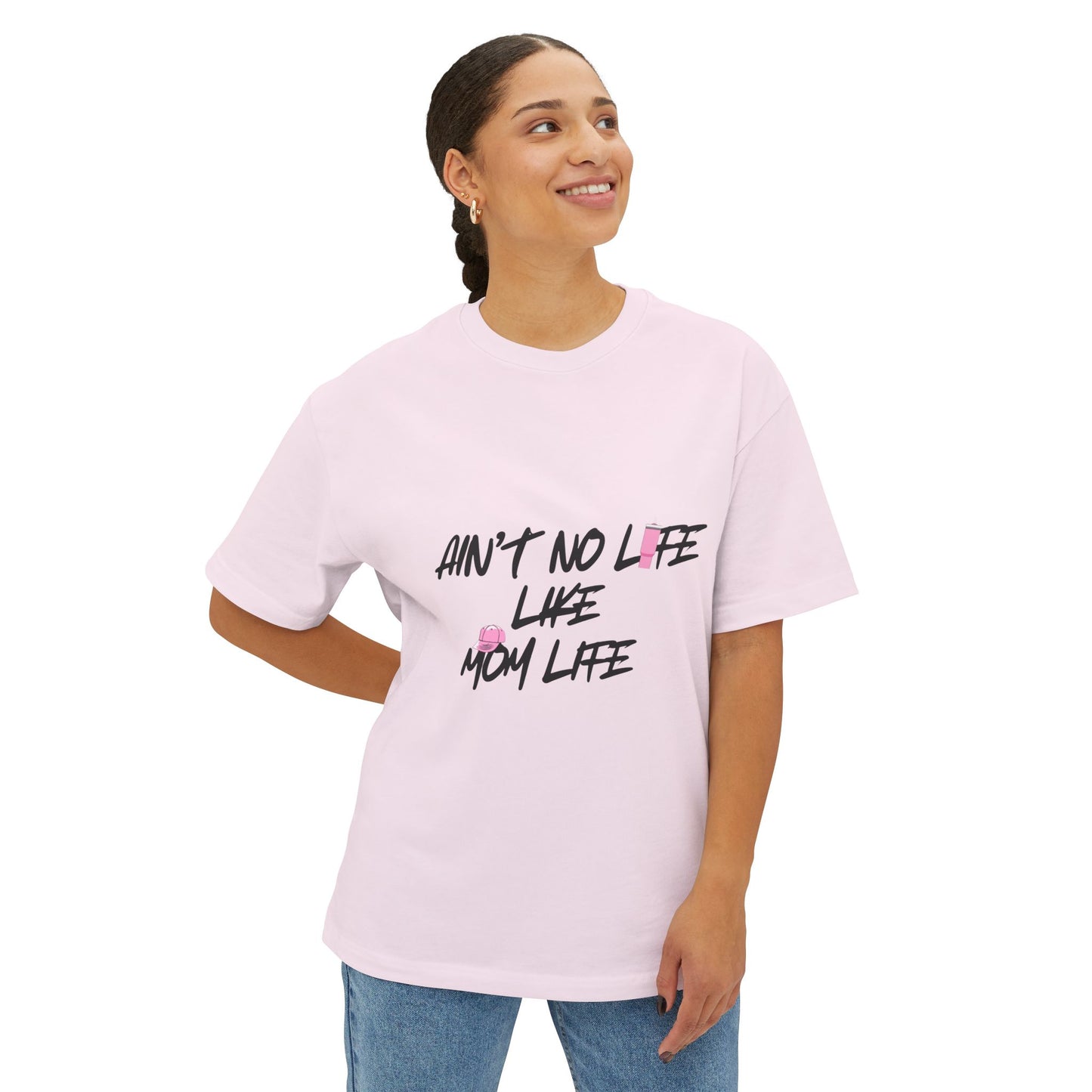 Mom Life Oversized Tee - Comfortable Unisex T-Shirt for Mothers