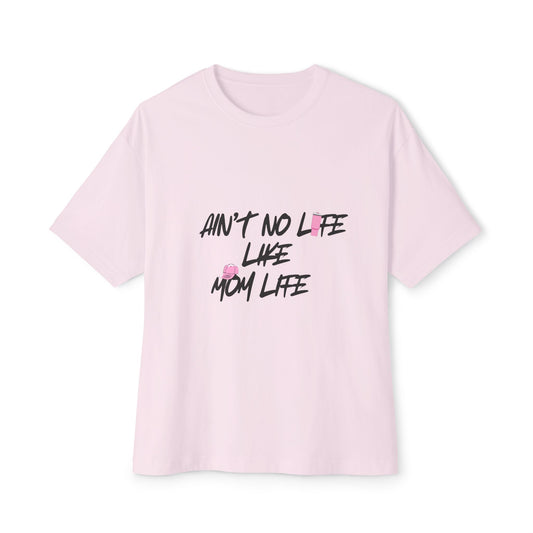 Mom Life Oversized Tee - Comfortable Unisex T-Shirt for Mothers